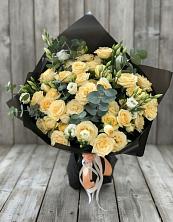 Букет цветов из:  Розы и Лизиантусы в Новом Кяхулае