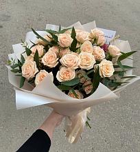 Букет Кремовые розы Латте в Новом Кяхулае