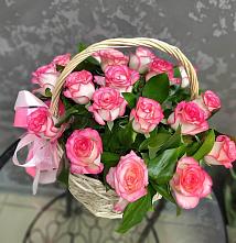 Цветочная композиция из Розы в корзине в Новом Кяхулае