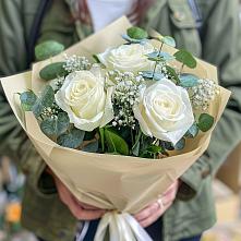 Букет цветов из:  Розы в Новом Кяхулае