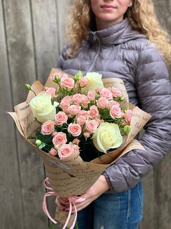 Букет цветов из: Розы в Новом Кяхулае