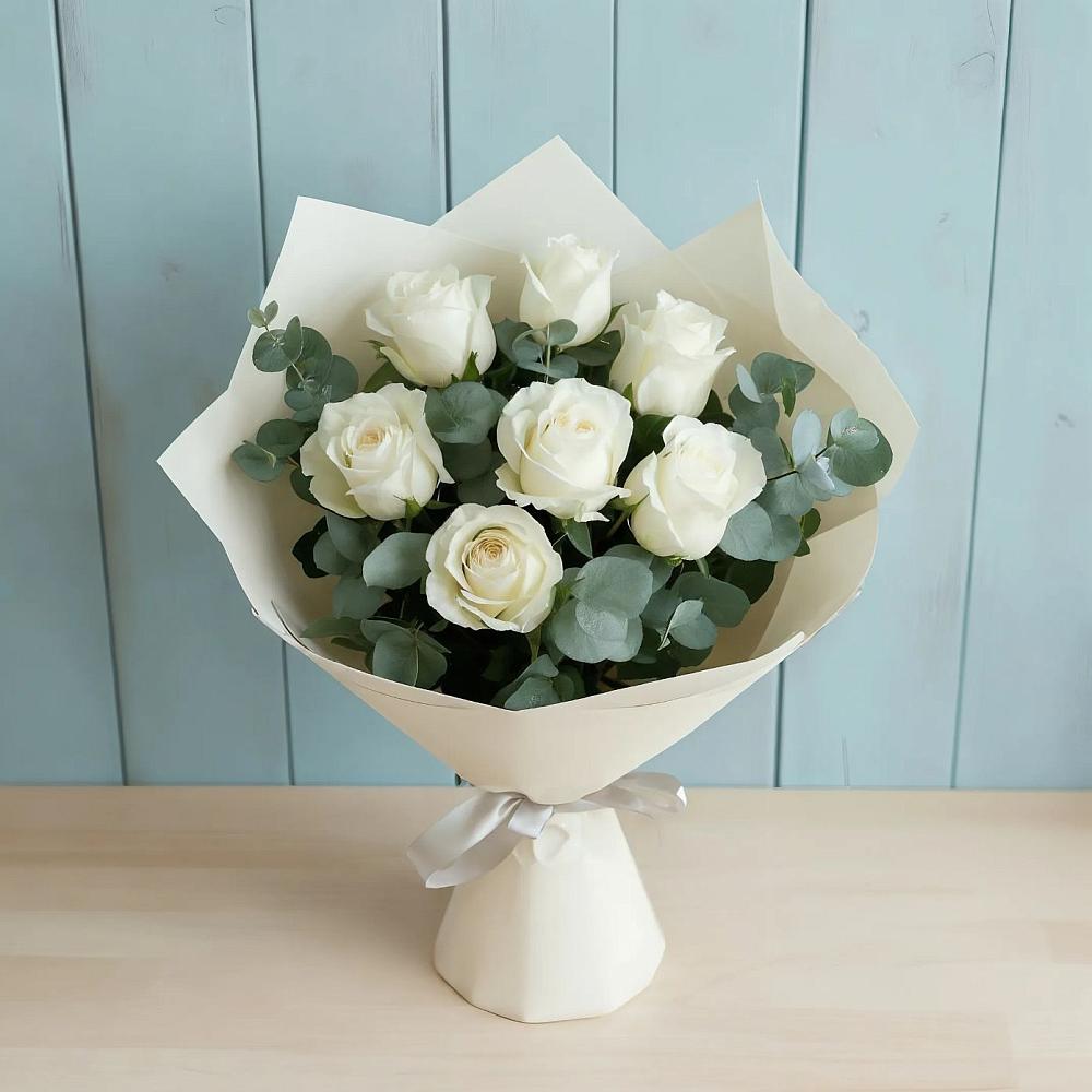 Букет Белые розы в Эвкалипте в Новом Кяхулае