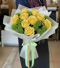 Букет цветов из:  Хризантемы и Розы в Новом Кяхулае