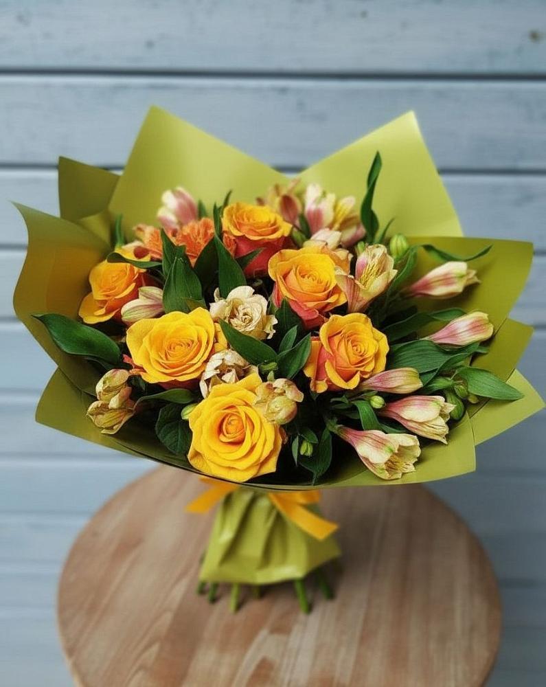 Букет цветов из: Альстромерии и Розы в Новом Кяхулае