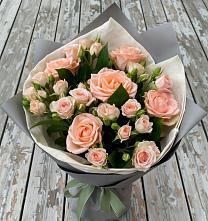 Букет цветов из:  Розы в Новом Кяхулае